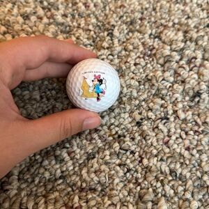 Minnie Mouse Disney World Beach Club Limited Edition Vintage Golf Ball